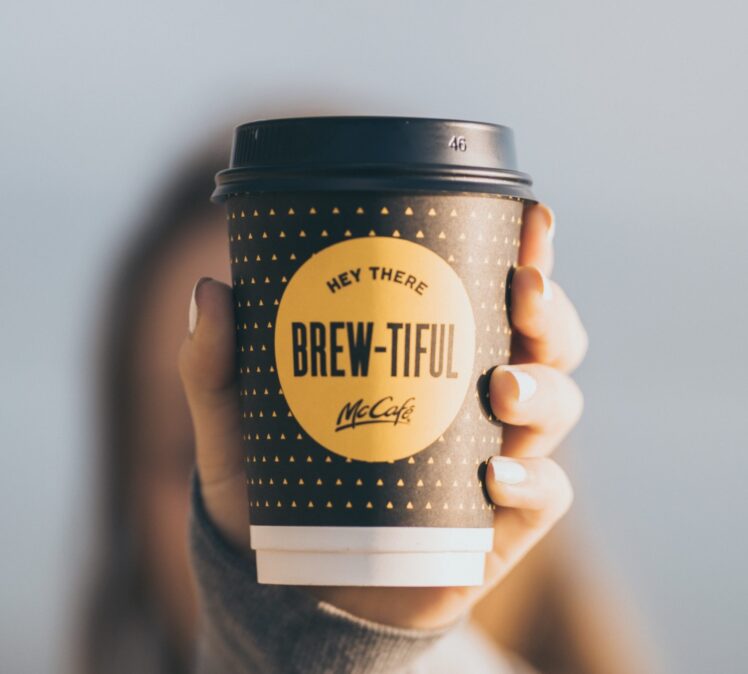 Star Bucks To Close Stores In China